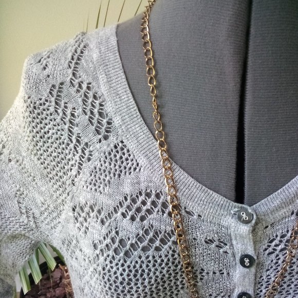 AEO Lightweight 3/4 Sleeved Henley Sweater - Picture 3 of 11